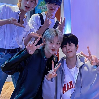 Логотип @catssshouse - бродячие коты