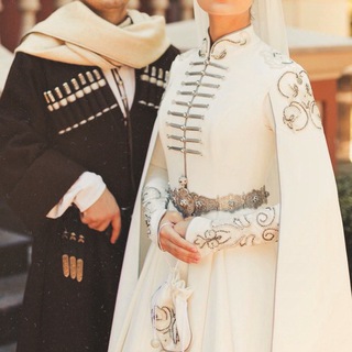 Логотип @caucasusluxury - caucasus.luxury