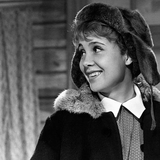 Логотип @cccp_plombir - КОМУ ПЛОМБИР