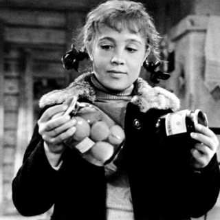 Логотип @cccp_plombir_chat - КОМУ ПЛОМБИР ЧАТ