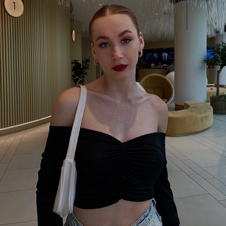 Логотип @ccherryyyrr - 🍒𝒸𝒸𝒽𝑒𝓇𝓇𝓎𝓎🍒