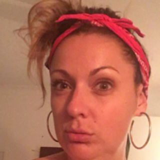 Логотип @celesteb - Celeste Barber