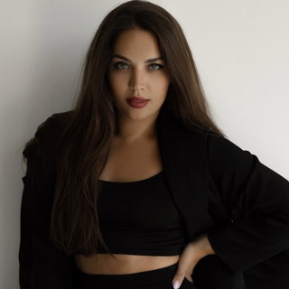 Логотип @ceo_viktoriakulinka - Вікторія Кулінка | Таргет | СЕО агенції LevelUP