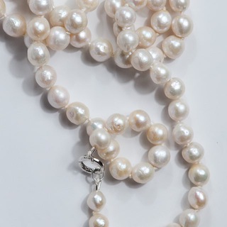 Логотип @cestmoi_spb - C’EST MOI 🤍