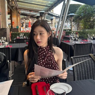 Логотип @chae9j - Черен стикеры/нарезки/эдиты