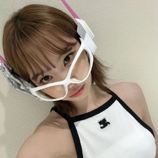 Логотип @chaewonxti - вирт стикеры чэвон.