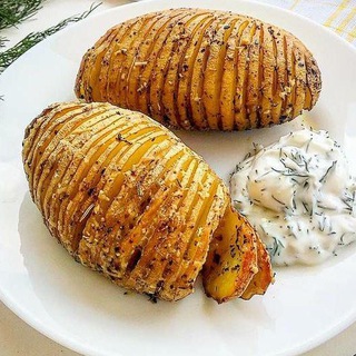 Логотип @chainikpastaiovishi - Овощи, фрукты, ягоды, грибы, крупы (каши), паста (макароны), молочка. Вегетарианское и не только. Рецепты, нюансы