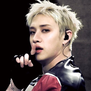 Логотип @chanderellla - чандерелла