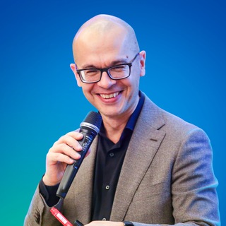 Логотип @changerunru - ChangeRun Александра Шемякина