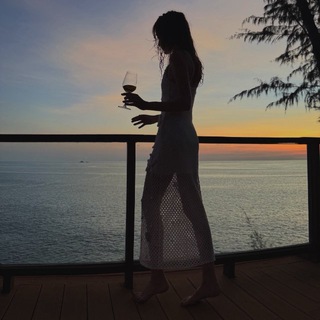 Логотип @charliesangelsz - M13