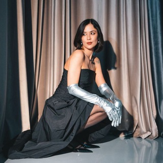 Логотип @charoastroo - Чарóс ✨ реализация по-женски