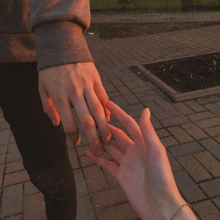 Логотип @chat_pidorov - чат знакомств🐳