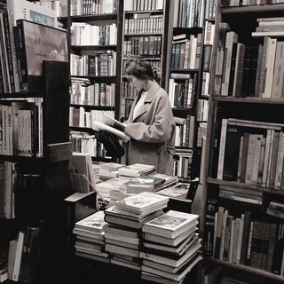 Логотип @chat_vspominayatebya - Уютный домик | ЧАТ🌸