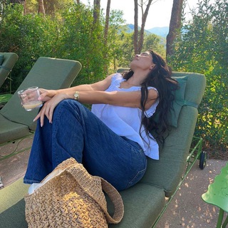 Логотип @chatagata - зайчики