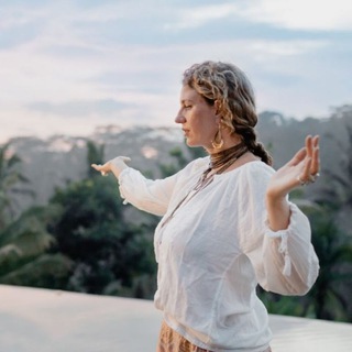 Логотип @chatalisii - Чат Алисии Жарской