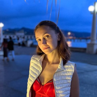 Логотип @chatbotmaking - Яна | Ботмейкер до 🧠 костей