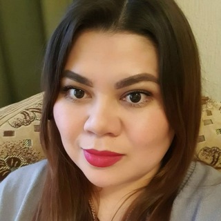 Логотип @chathealth - Здоровье и есть красота 💗