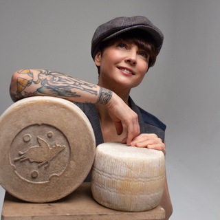 Логотип @cheeseschool - Школа сыроделия Олеси Шевчук