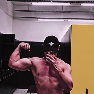 Логотип @chemical_dyra - Химическая дура¿