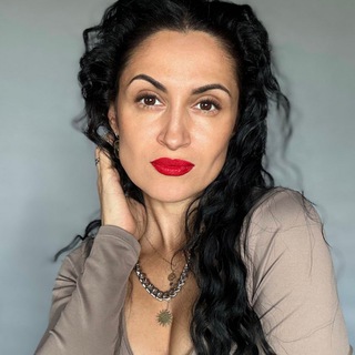 Логотип @cherkashina_art - Арт-салон • Мастерская • Алёна Черкашина