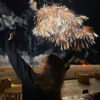 Логотип @chernovikami - chernovik7