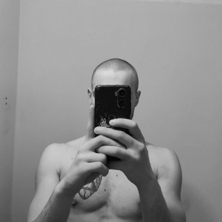 Логотип @cherrnovvv - Алёша Попович