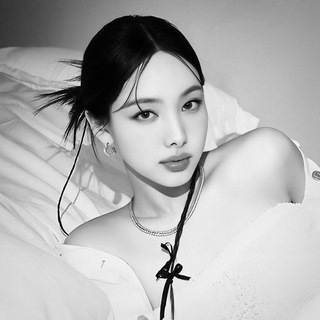 Логотип @cherry_rich - # . . 𝖱𝖨𝖢𝖧.𝖢𝖧𝖤𝖱𝖱𝖸