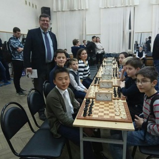 Логотип @chesspolitics - Шахматы и политика