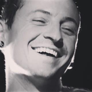 Логотип @chesterlive - My God is Chester Bennington