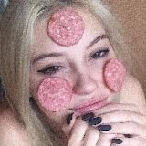 Логотип @chickenchaseruwu - chickenchaseruwu
