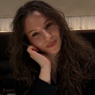 Логотип @chikunovalya - пока человек не сдается