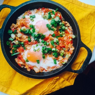 Логотип @chillimilk - Околоеды