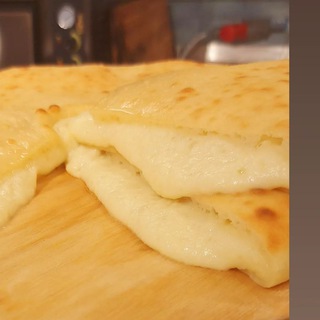 Логотип @chipirovamadina - Осетинские пироги от Чипировой Мадины