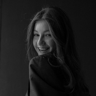 Логотип @chipolinatut - whoispolina