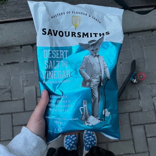 Логотип @chips_chics_lavandos - чипсы чиксы лавандос