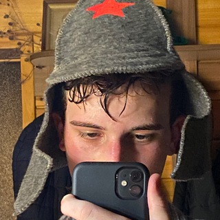 Логотип @chisllovv - chisllovv