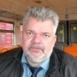 Логотип @chitateltolstov - Читатель Толстов