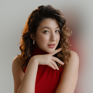 Логотип @chloetwaddle - В гармонии с командой | Хлоя Туодл