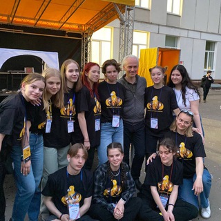 Логотип @chmoniav - чмони ав