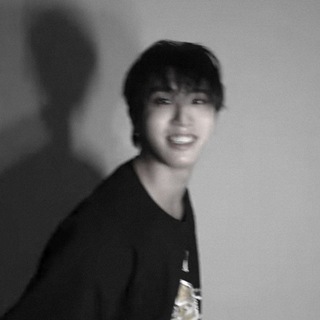 Логотип @chngshs - voice inside.