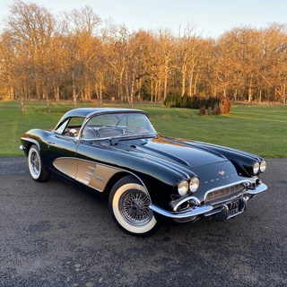 Логотип @chotirykolesachat - Четыре колеса! Chat