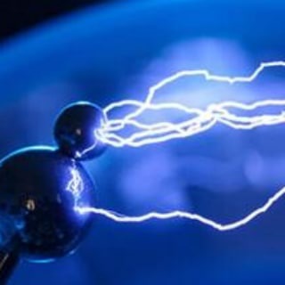 Логотип @chronica_electronica - Хроника Электроника