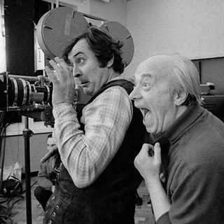 Логотип @chtounassnimayut - О, это наше?