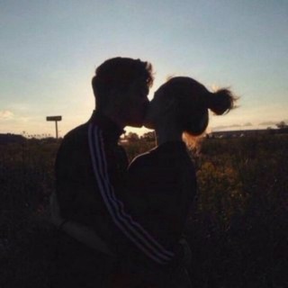 Логотип @chuvstvavdushe - б о л ь т в о е й д у ш и ❤️😞