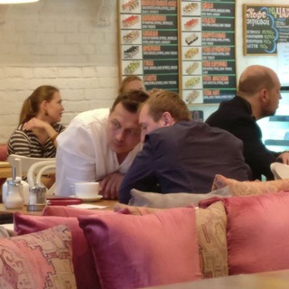 Логотип @chwzh - заметки жени