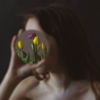 Логотип @cinemafoxy - itslittlefox