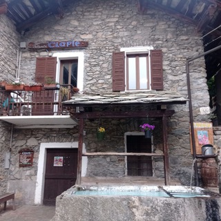 Логотип @clapieliberacrota - Clapìe e Libera Crota - Cels, Valsusa