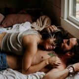 Логотип @clipsosky - گیف لب بغل بوس پورن