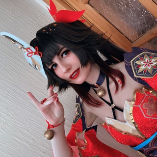 Логотип @clnmn_daily - Moon-daily 🎃