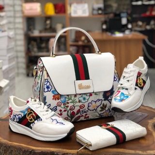 Логотип @clothingprem - LUXE | МОДНЫЙ ШОПИНГ ✨